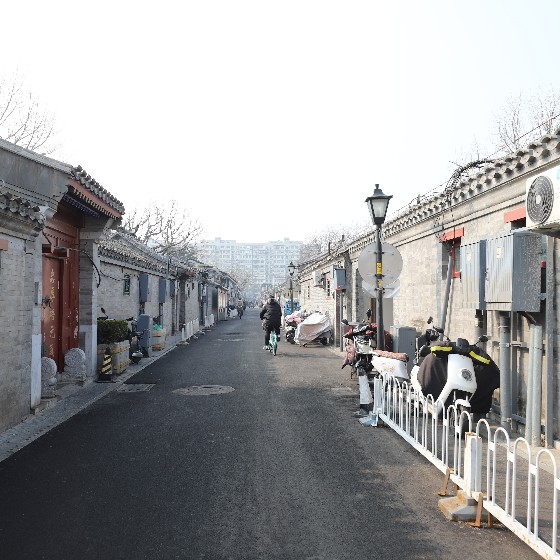 东城东四六条平房