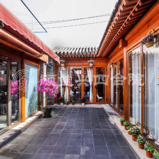 白塔寺新翻建精装修雅致小院